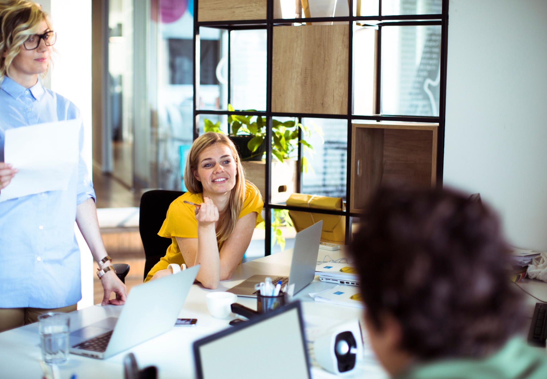 Et si les parcours « yoyo » devenaient la nouvelle norme du travail ?